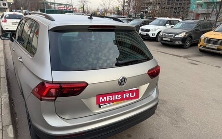 Volkswagen Tiguan II, 2019 год, 2 900 000 рублей, 10 фотография