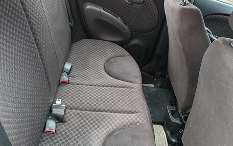 Nissan March III, 2002 год, 200 000 рублей, 10 фотография