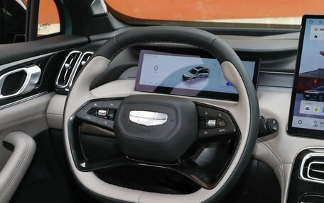 Geely Atlas, 2025 год, 3 090 000 рублей, 14 фотография