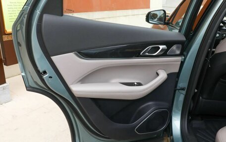 Geely Atlas, 2025 год, 3 090 000 рублей, 29 фотография