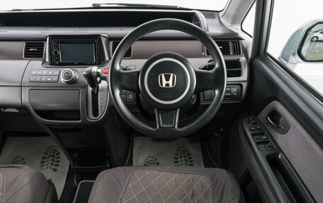 Honda Stepwgn III, 2005 год, 929 000 рублей, 15 фотография