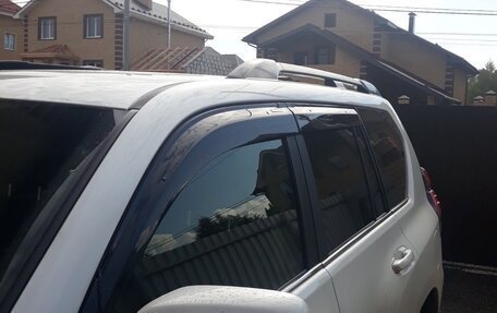 Toyota Land Cruiser Prado 150 рестайлинг 2, 2017 год, 5 900 000 рублей, 2 фотография