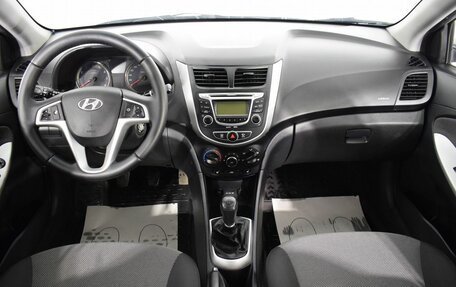 Hyundai Solaris II рестайлинг, 2012 год, 745 000 рублей, 10 фотография