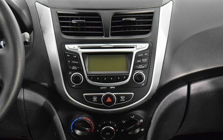 Hyundai Solaris II рестайлинг, 2012 год, 745 000 рублей, 13 фотография