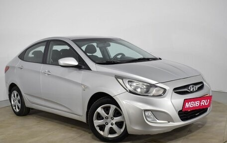 Hyundai Solaris II рестайлинг, 2012 год, 745 000 рублей, 3 фотография