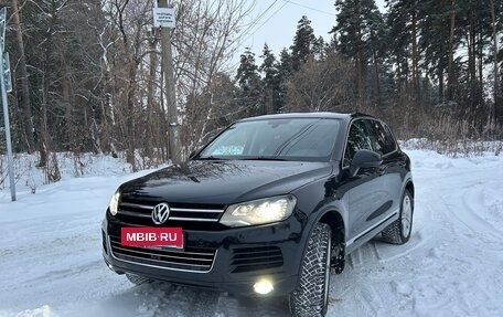 Volkswagen Touareg III, 2010 год, 2 099 999 рублей, 3 фотография
