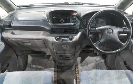 Nissan Serena II, 2000 год, 599 000 рублей, 10 фотография