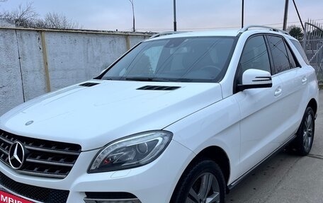 Mercedes-Benz M-Класс, 2015 год, 2 350 000 рублей, 4 фотография