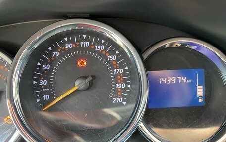 Renault Sandero II рестайлинг, 2015 год, 800 000 рублей, 6 фотография