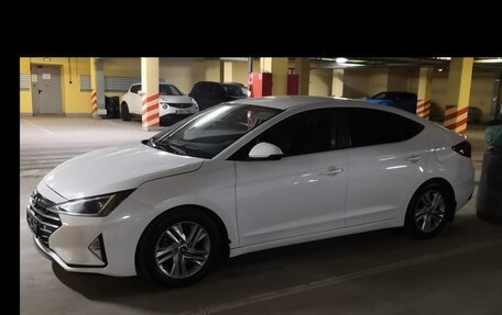 Hyundai Elantra VI рестайлинг, 2020 год, 1 500 000 рублей, 7 фотография