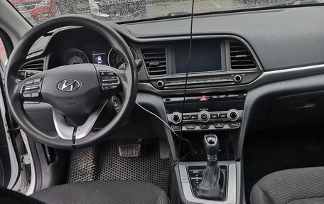 Hyundai Elantra VI рестайлинг, 2020 год, 1 500 000 рублей, 11 фотография