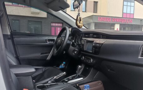 Toyota Corolla, 2013 год, 1 620 000 рублей, 6 фотография