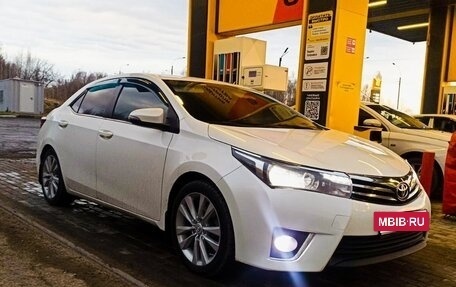 Toyota Corolla, 2013 год, 1 620 000 рублей, 7 фотография