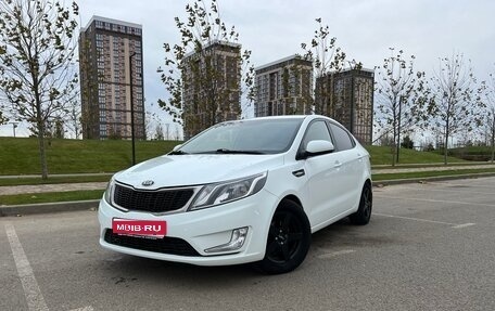 KIA Rio III рестайлинг, 2013 год, 980 000 рублей, 1 фотография