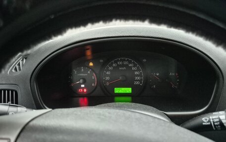 Hyundai Grand Starex Grand Starex I рестайлинг 2, 2011 год, 1 740 000 рублей, 11 фотография