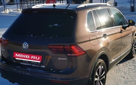 Volkswagen Tiguan II, 2019 год, 3 450 000 рублей, 6 фотография