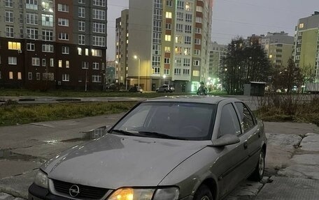 Opel Vectra B рестайлинг, 1997 год, 150 000 рублей, 1 фотография