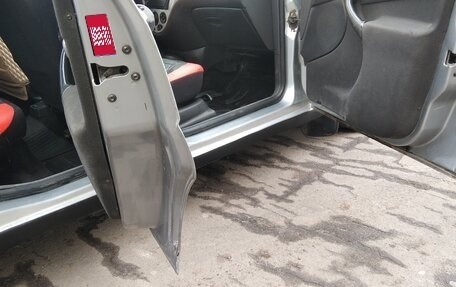 Ford Focus IV, 2005 год, 235 000 рублей, 10 фотография