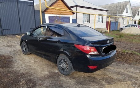 Hyundai Solaris II рестайлинг, 2011 год, 550 000 рублей, 12 фотография