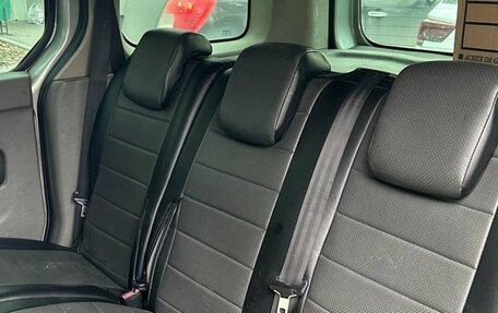 Renault Kangoo II рестайлинг, 2008 год, 650 000 рублей, 16 фотография