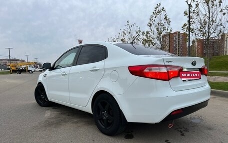 KIA Rio III рестайлинг, 2013 год, 980 000 рублей, 4 фотография