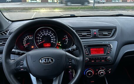 KIA Rio III рестайлинг, 2013 год, 980 000 рублей, 14 фотография