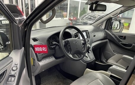 Hyundai Grand Starex Grand Starex I рестайлинг 2, 2018 год, 3 100 000 рублей, 5 фотография