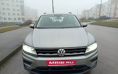 Volkswagen Tiguan II, 2019 год, 2 050 000 рублей, 3 фотография