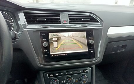 Volkswagen Tiguan II, 2019 год, 2 050 000 рублей, 24 фотография