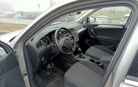 Volkswagen Tiguan II, 2019 год, 2 050 000 рублей, 21 фотография