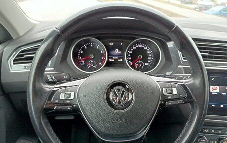 Volkswagen Tiguan II, 2019 год, 2 050 000 рублей, 27 фотография