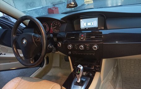 BMW 5 серия, 2007 год, 950 000 рублей, 11 фотография