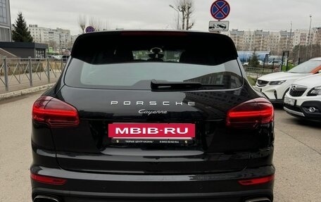 Porsche Cayenne III, 2015 год, 3 990 000 рублей, 2 фотография