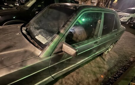 Mercedes-Benz 190 (W201), 1983 год, 130 000 рублей, 3 фотография