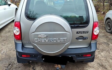 Chevrolet Niva I рестайлинг, 2016 год, 750 000 рублей, 2 фотография