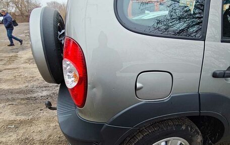 Chevrolet Niva I рестайлинг, 2016 год, 750 000 рублей, 7 фотография