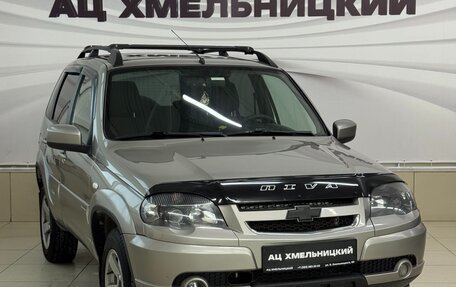 Chevrolet Niva I рестайлинг, 2019 год, 909 000 рублей, 3 фотография