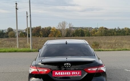 Toyota Camry, 2019 год, 2 750 000 рублей, 5 фотография