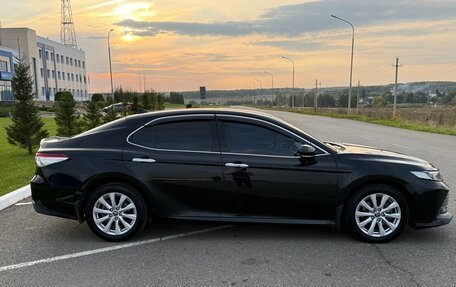 Toyota Camry, 2019 год, 2 750 000 рублей, 7 фотография