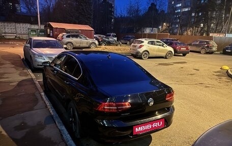 Volkswagen Passat B8 рестайлинг, 2019 год, 2 200 000 рублей, 4 фотография