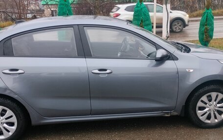 KIA Rio IV, 2019 год, 1 300 000 рублей, 4 фотография