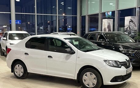 Renault Logan II, 2017 год, 505 000 рублей, 2 фотография