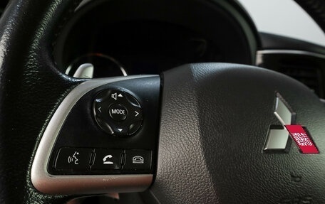 Mitsubishi Outlander III рестайлинг 3, 2013 год, 1 589 000 рублей, 11 фотография