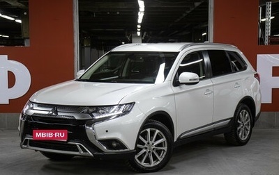 Mitsubishi Outlander III рестайлинг 3, 2019 год, 1 898 000 рублей, 1 фотография