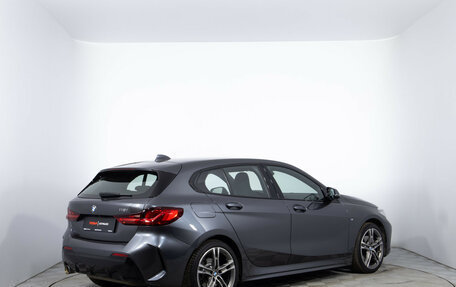 BMW 1 серия, 2019 год, 2 970 000 рублей, 5 фотография