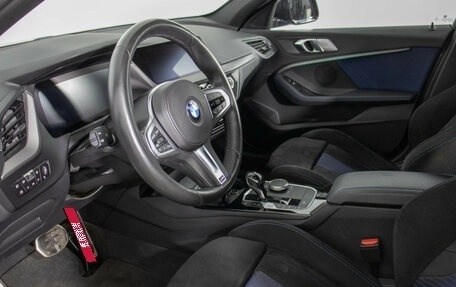 BMW 1 серия, 2019 год, 2 970 000 рублей, 11 фотография