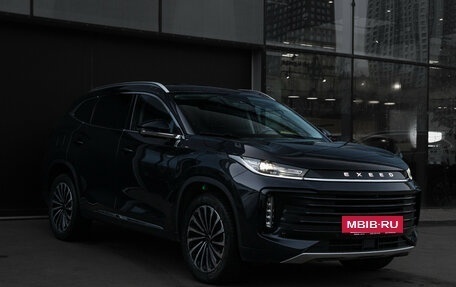 CheryExeed TXL, 2022 год, 2 490 000 рублей, 3 фотография