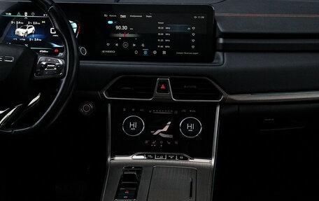 CheryExeed TXL, 2022 год, 2 490 000 рублей, 14 фотография