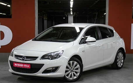 Opel Astra J, 2014 год, 1 149 000 рублей, 1 фотография