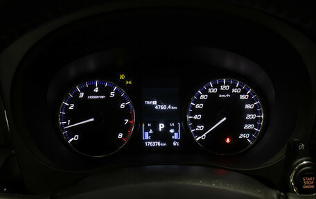 Mitsubishi Outlander III рестайлинг 3, 2019 год, 1 898 000 рублей, 13 фотография